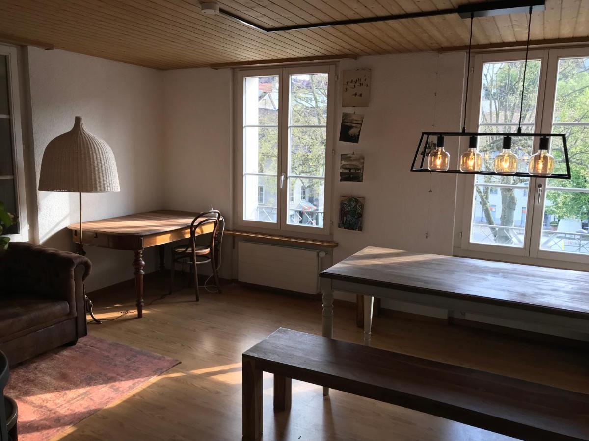 Apartment Simple Flat 72 M2 In The Centre Of With Private Parking