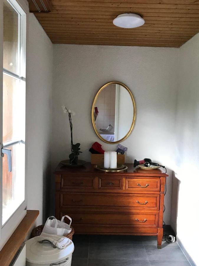 Simple Flat 72 M2 In The Centre Of With Private Parking Apartment
