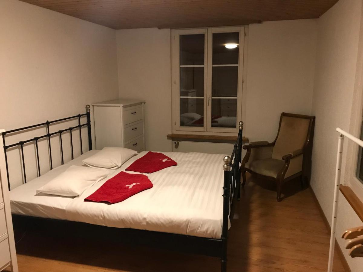 Simple Flat 72 M2 In The Centre Of With Private Parking