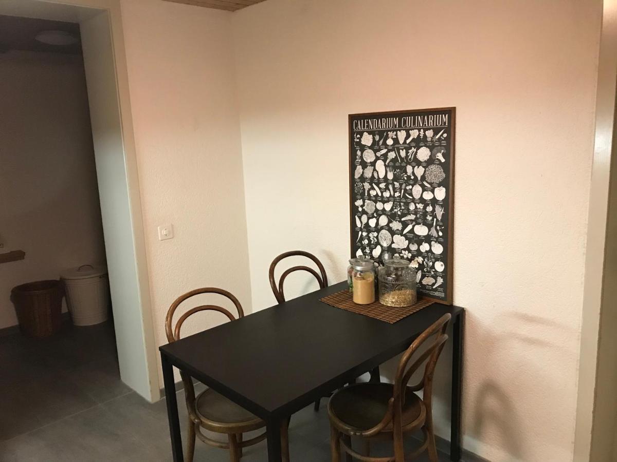 Simple Flat 72 M2 In The Centre Of With Private Parking Apartment *